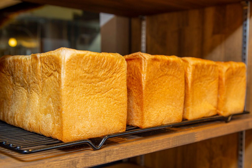高級食パン専門店 モノが違う たまphoto